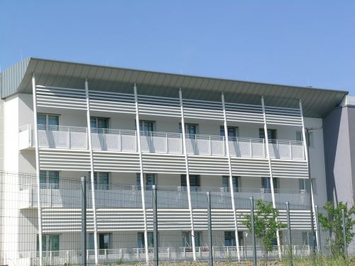 hospital balconies pillars