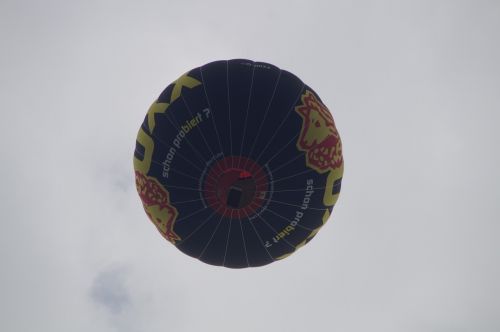 hot air balloon from the bottom captive balloon