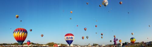 hot air balloon festival mountians