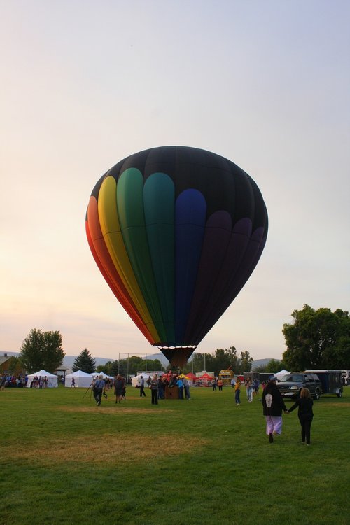 hot air balloon  balloon  launch