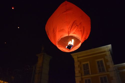 hot-air ballooning minimongolfiera fire