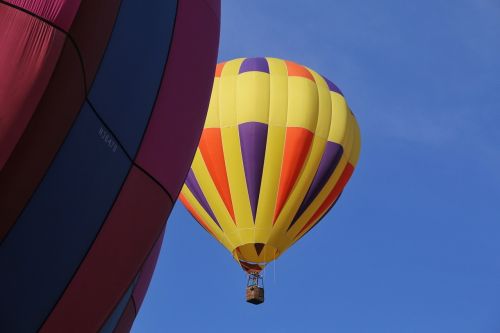 hot air balloons floating fun