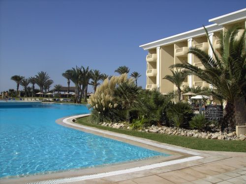hotel holiday pool