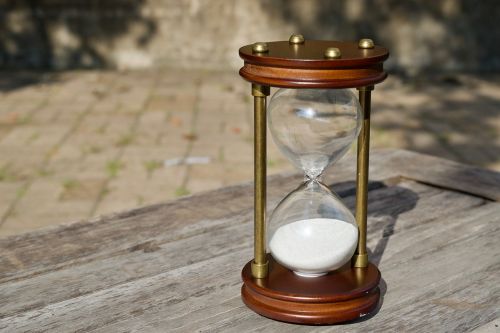 hourglass time sand