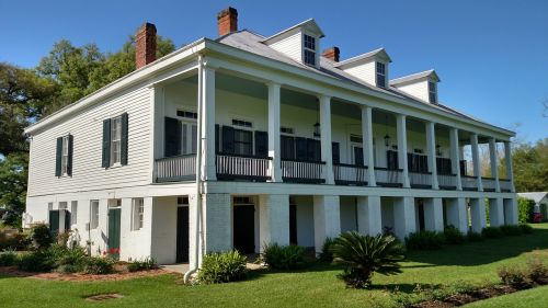 house plantation home