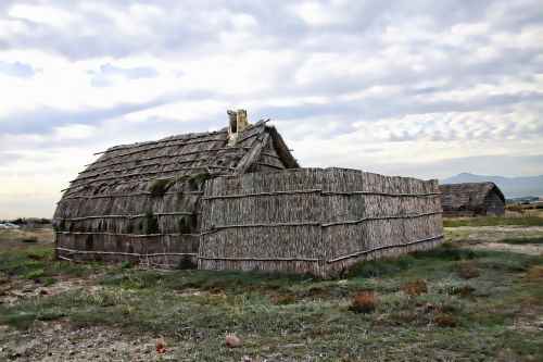 house straw fisherman