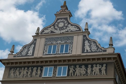 house  facade  historical