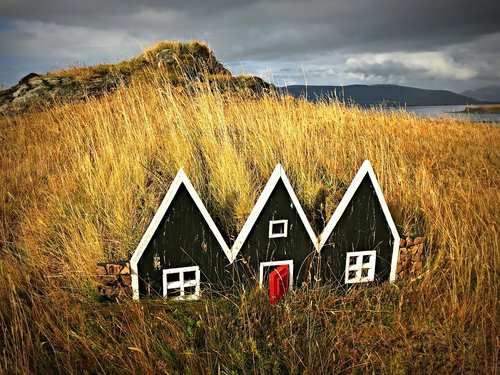house  outdoors  iceland