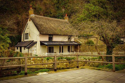 house  cottage  rural