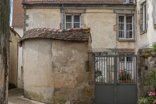 house village stones