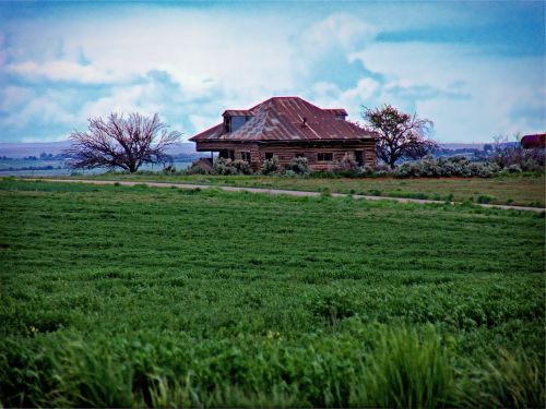 house rural countryside