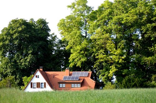 house in the green idyll i live in the green