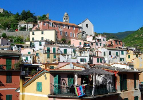 houses colors cinque terre