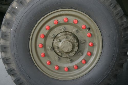 hubcap transport car