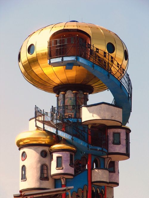 hundertwasser tower kuchlbauerturm