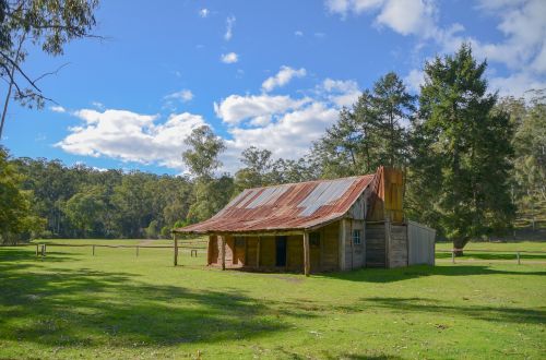 hut cattlemen's hut high country