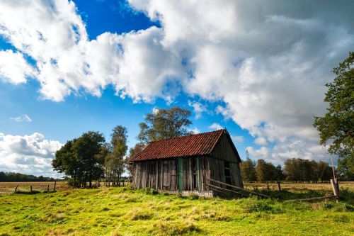 hut landscape north