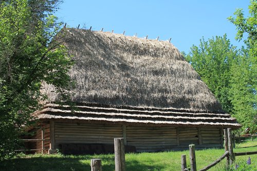 hut  cottage  ukrainian hata