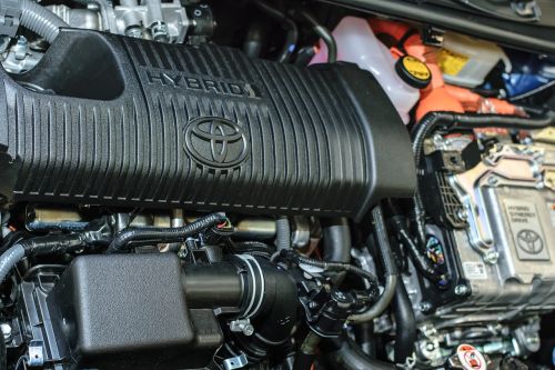hybrid car toyota engine
