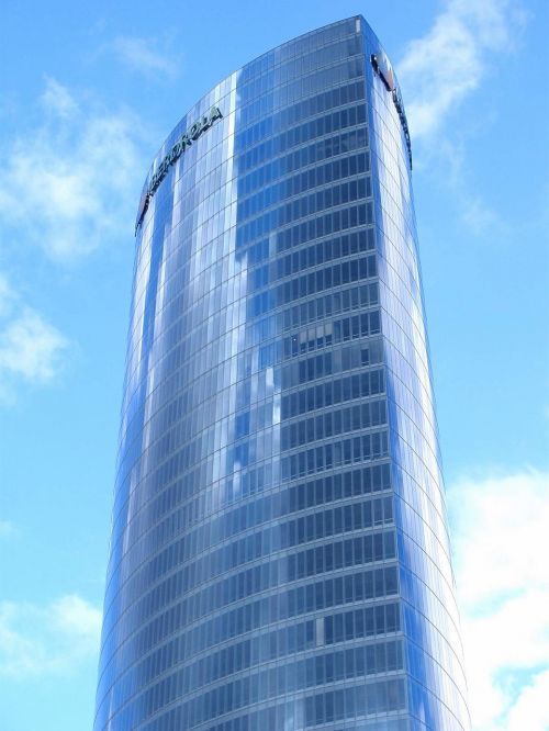 iberdrola tower bilbao skyscraper