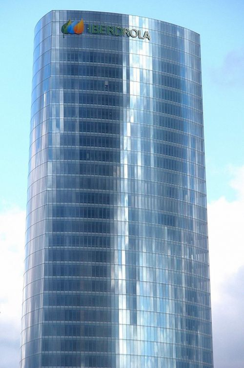 iberdrola tower bilbao skyscraper