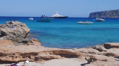 ibiza beach yachts