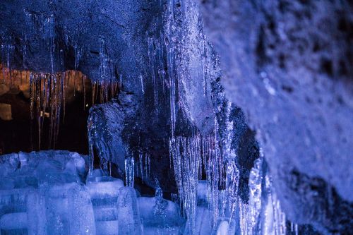 ice icicles cave