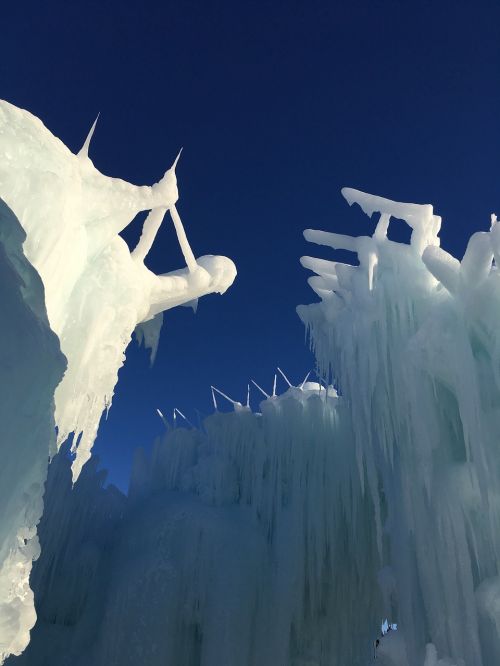 ice castle canada