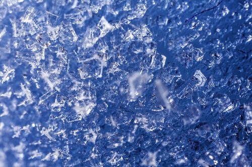 ice  frozen  water