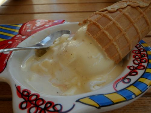 ice ice cream cone ice cream