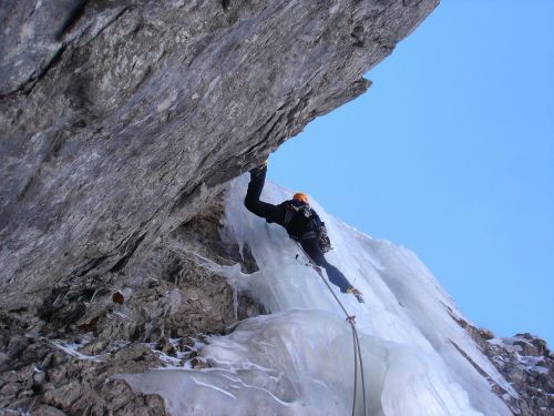 ice climbing alpinism bergsport