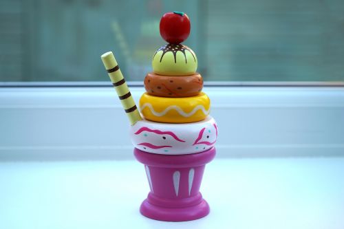 ice cream sundae toy