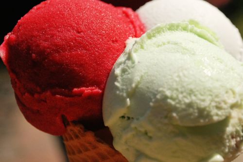 ice cream gelato cone