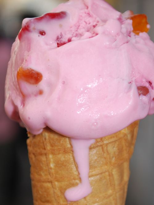 ice-cream ice strawberry