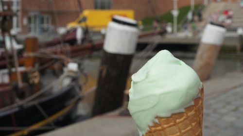 ice cream cone ice ice cream