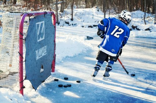 ice hockey hockey player young