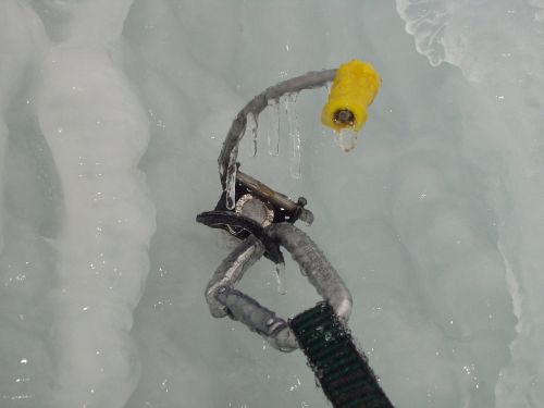 ice screw carbine icicle
