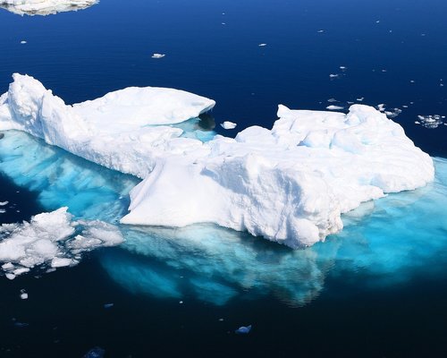 iceberg  ice floes  water