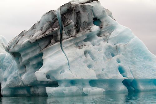 iceland driving iceberg steam