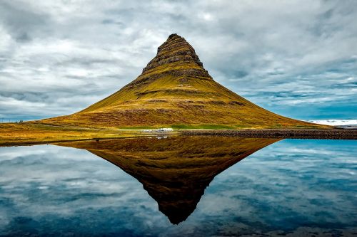 iceland formation mountain