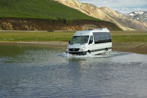 iceland landmannalaugar ford