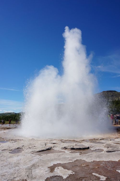 iceland island geyser