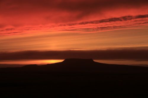 iceland crater volcano