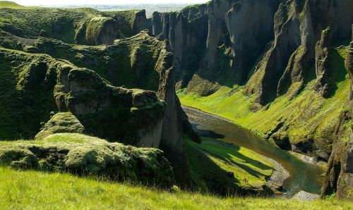 iceland canyon gorges