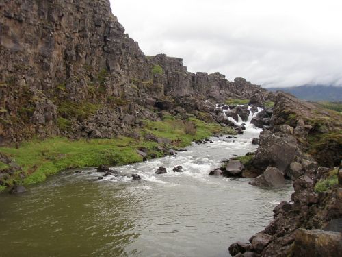 iceland stream mountains