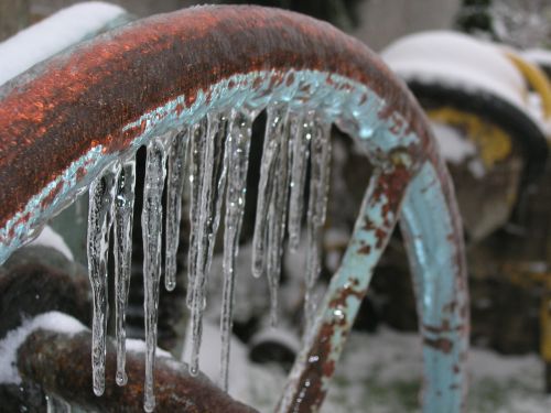 icicles iron frost