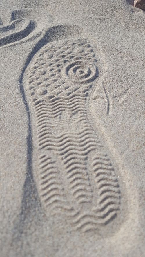 imprint already sand