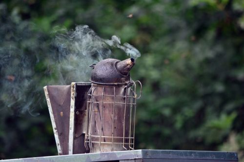 incense old bee keeping scent