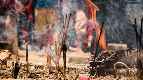 incense stick worship religion
