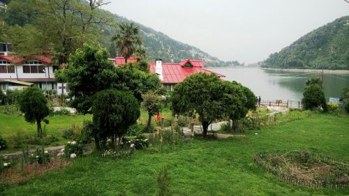 india nainital lake